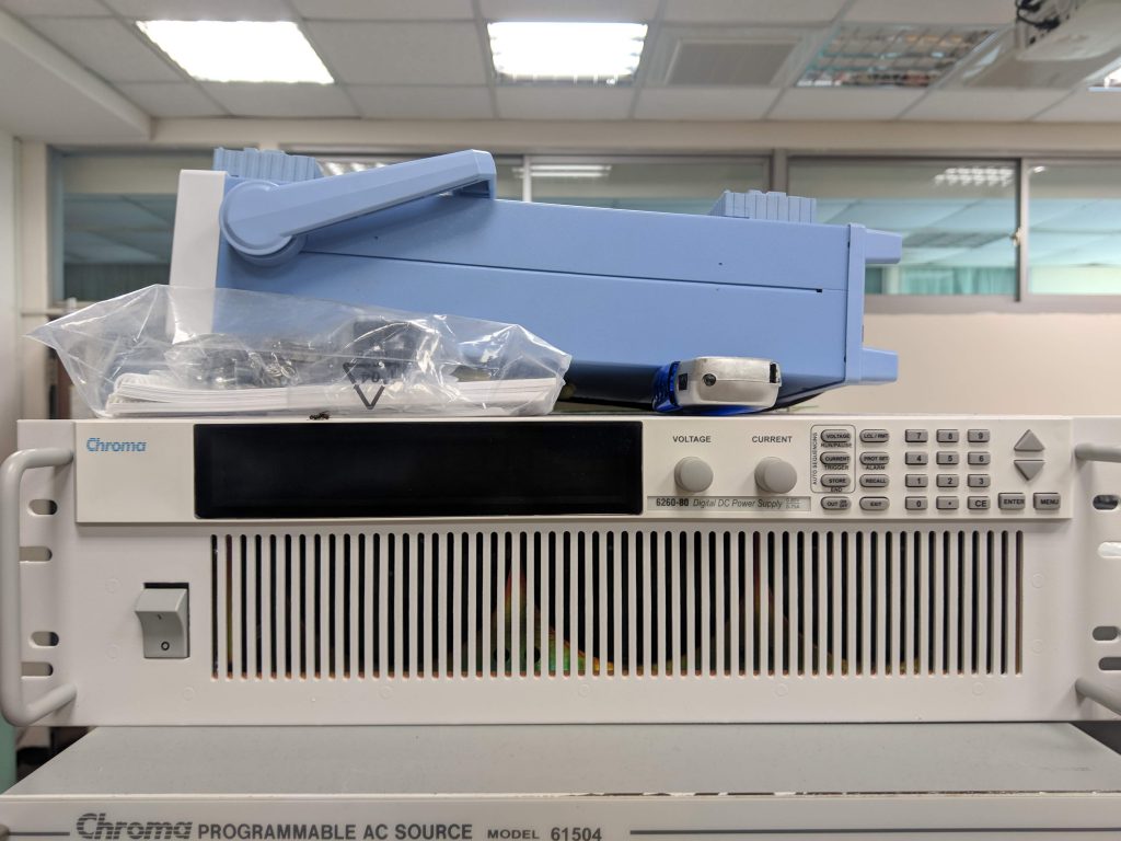 Digital DC Power Source