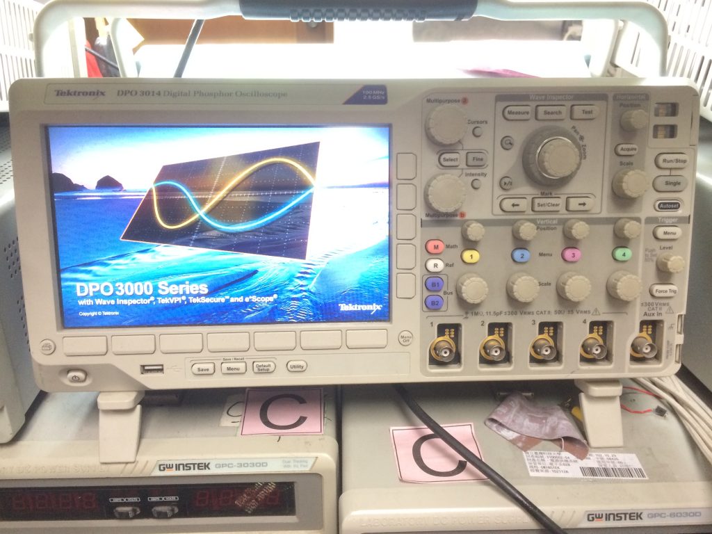 Digital Oscilloscope-1